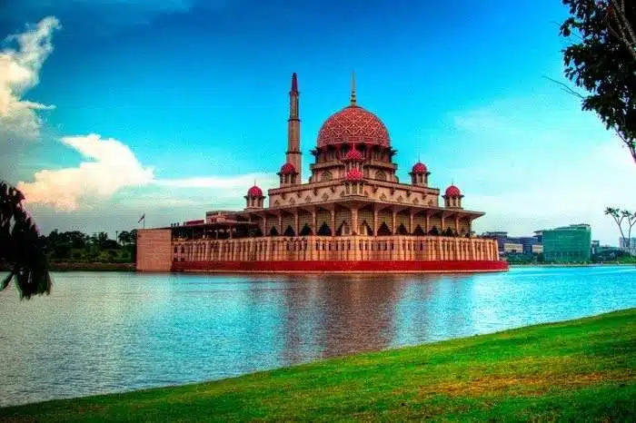 أجمل المساجد حول العالم