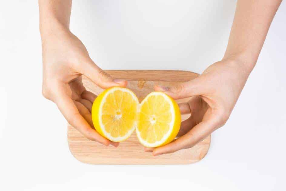الليمون.. 10 استخدامات وحلول منزلية مبتكرة