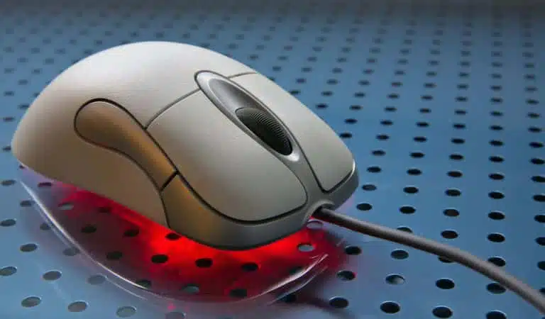 هل تصيب فأرة الحاسوب الماوس مستخدميها بالسرطان؟!