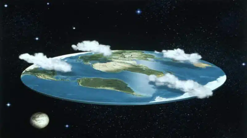 الأرض كروية أم مسطحة؟.. هل يعيش العالم أكذوبة كبرى منذ مئات السنين؟