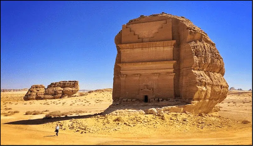 مدائن صالح.. الموقع الأثري الأشهر والأكثر غموضا بالسعودية