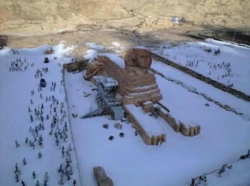 هل غرق أبو الهول والأهرامات في الثلوج من قبل؟