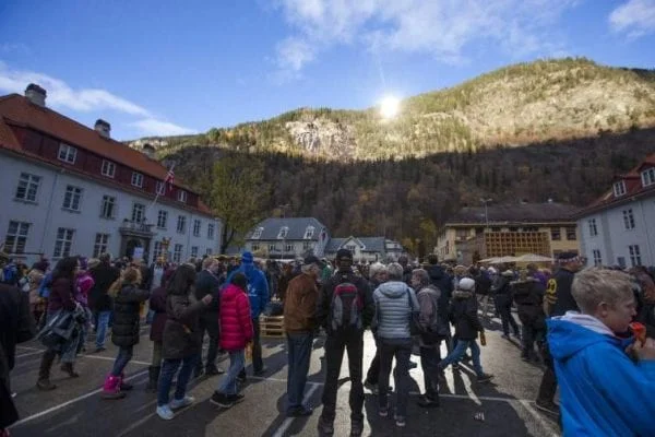 قرية "روجان" النرويجية.. حيث لا تشرق الشمس كل يوم!