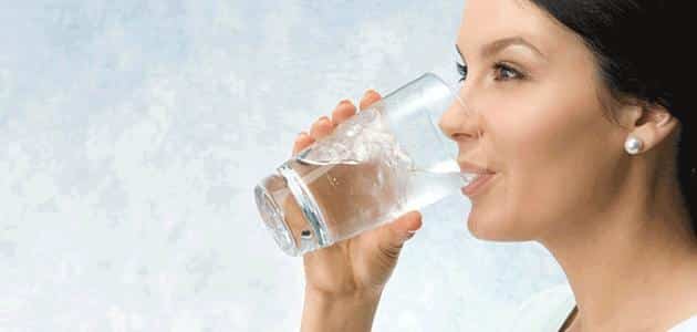 في 4 خطوات.. كيف تخسر وزنك عن طريق شرب الماء؟