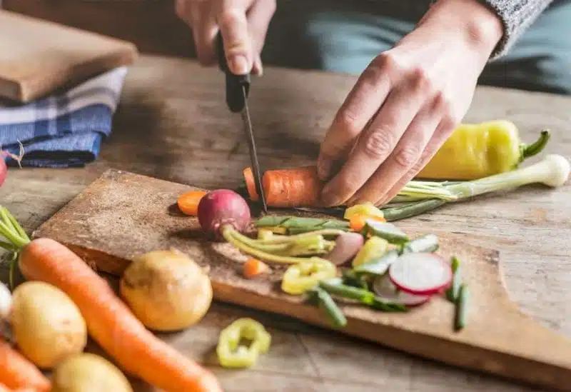12 نصيحة فعالة لاستخدام سكين المطبخ بشكل مثالي