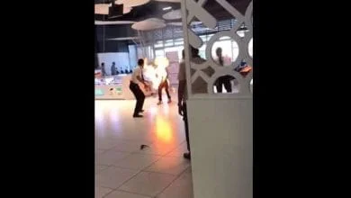 حقيقة انفجار هاتف محمول في دبي مول