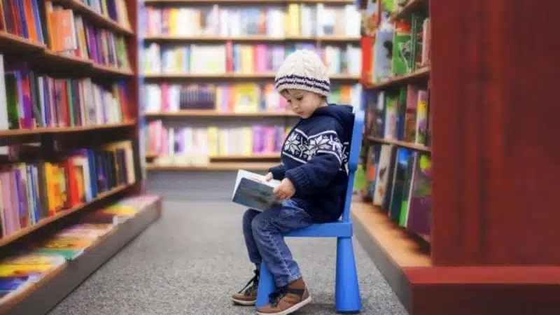 مكتبة صغيرة بالمنزل تساوي إنجازات كبيرة للطلاب