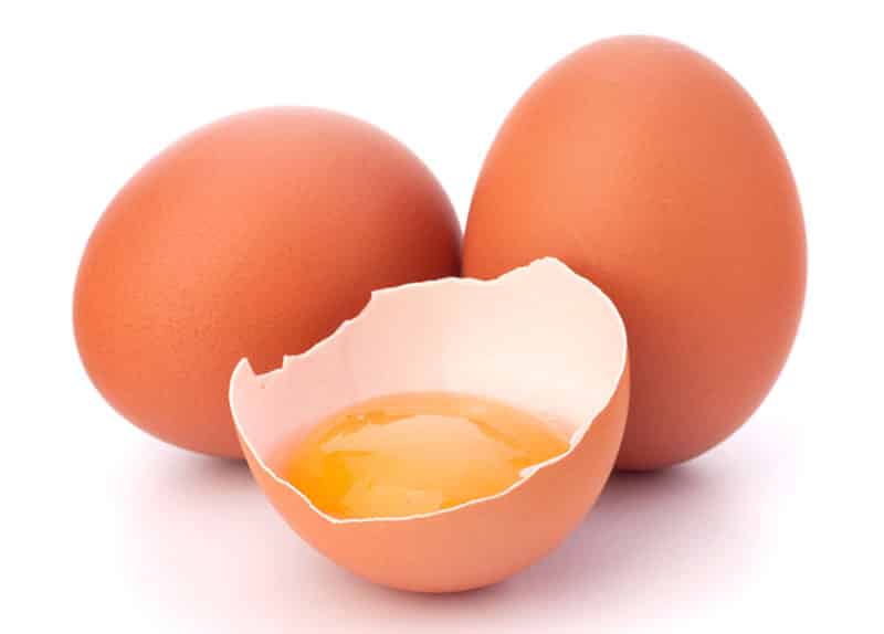 البيض لعلاج الحروق.. نصيحة جيدة أم طريقة للإصابة بالعدوى؟!