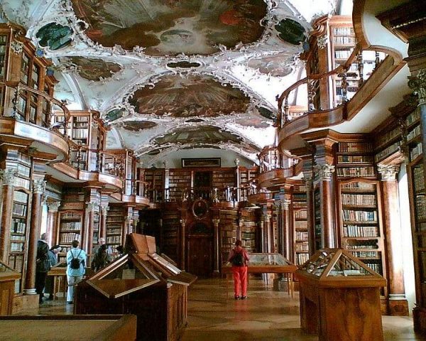 أجمل مكتبات العالم