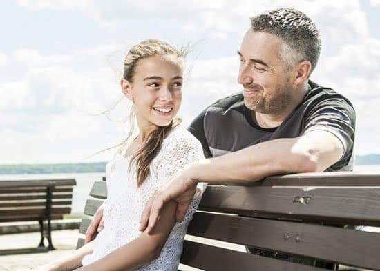 6 طرق مضمونة لتقوية علاقة الأب بأبنته