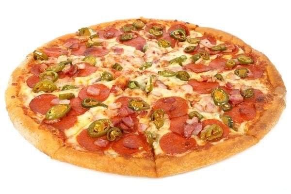 5 أضرار صحية لتناول البيتزا