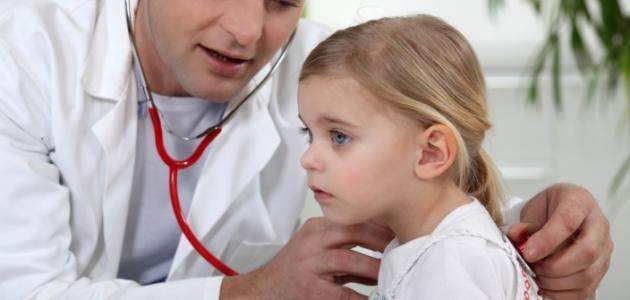 5 قواعد طبية لتربية الطفل بطريقة صحية