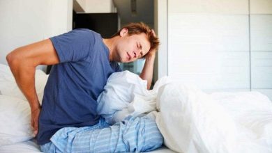 4 حلول لتجنب الشعور بألم الظهر عند النوم