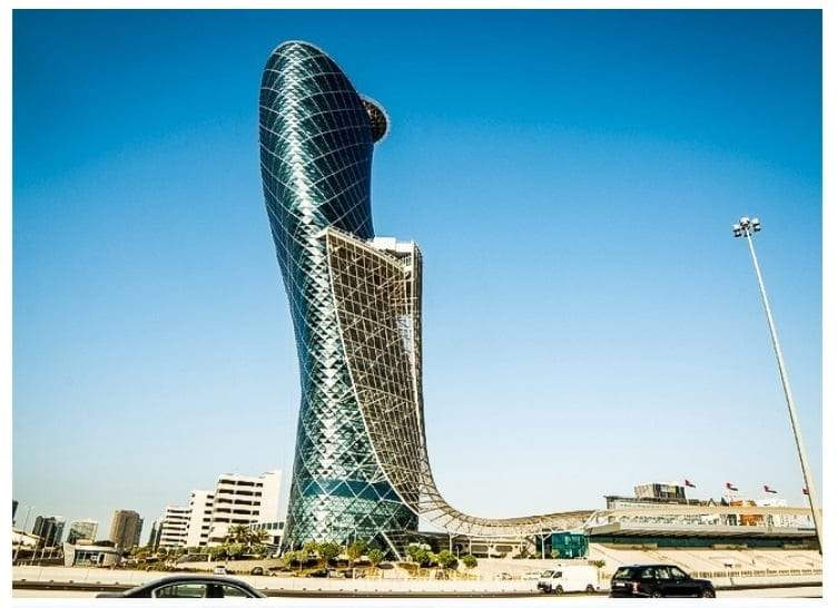 مركز كابيتال جيت في دبي