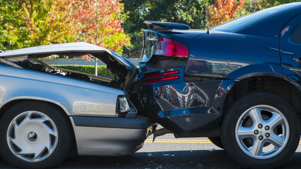 نصائح لتجنب مخاطر حوادث السيارات