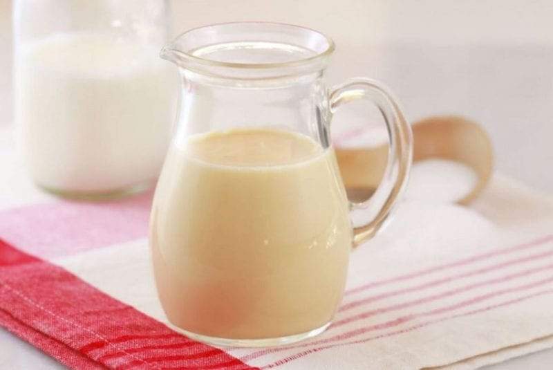 الفرق بين الحليب المبخر والمكثف وطريقة إعدادهما في المنزل