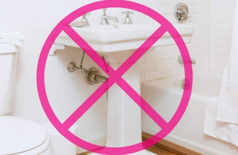 8 أشياء يحذر من وضعها داخل المرحاض