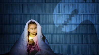 5 طرق تدفع الطفل للتغلب على الخوف من الظلام