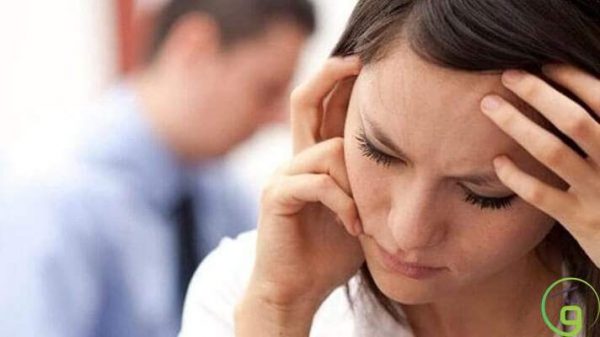 هل يصيب الاكتئاب المقنع الرجال أكثر من النساء