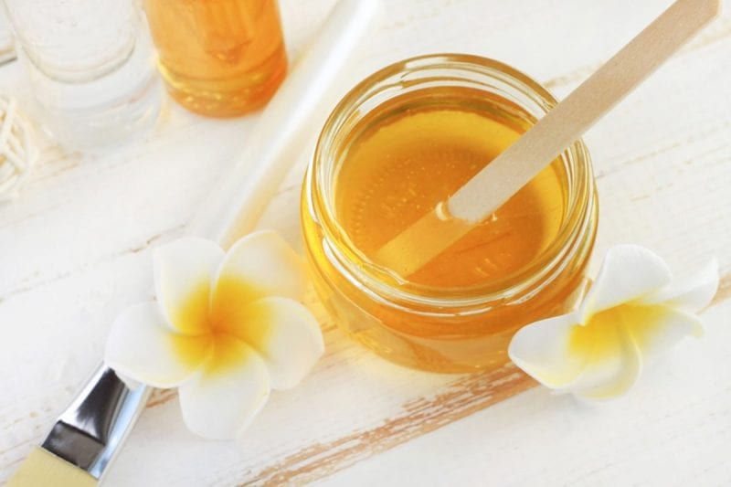 منع القشرة.. وفوائد العسل للشعر الجاف