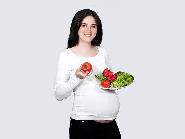 فوائد الطماطم.. وأهمية تناولها للمرأة الحامل
