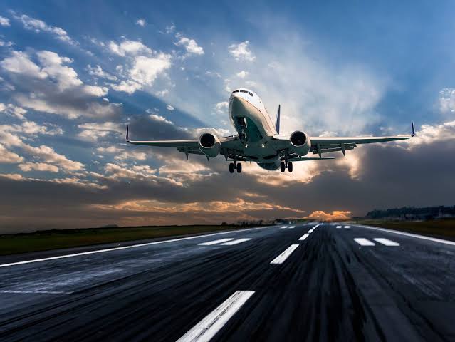 "ما يطلبه المسافرون".. ولماذا لا تتغير سرعة الطائرات أثناء الرحلات؟