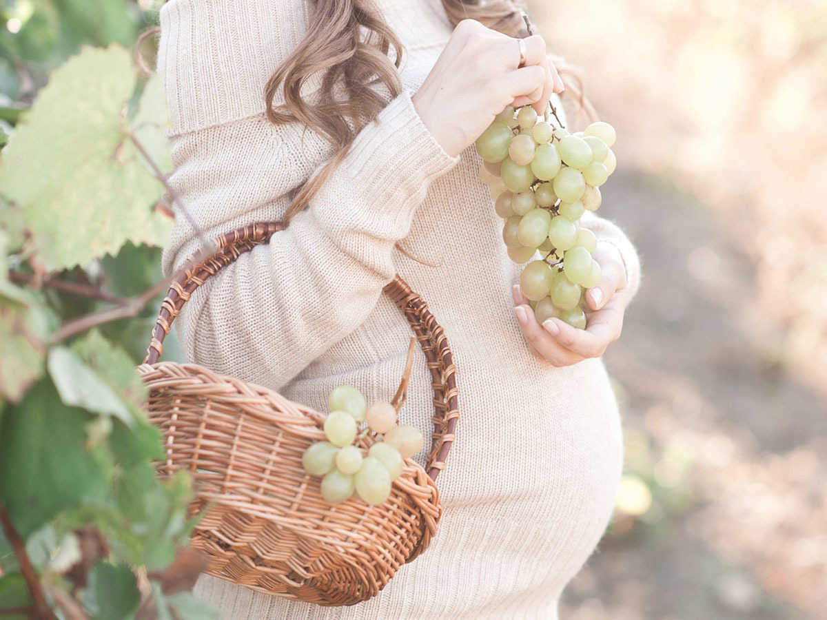العنب المجفف للحامل والجنين