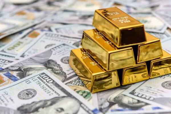 كيف تؤثر أسعار الذهب على قيمة العملات؟