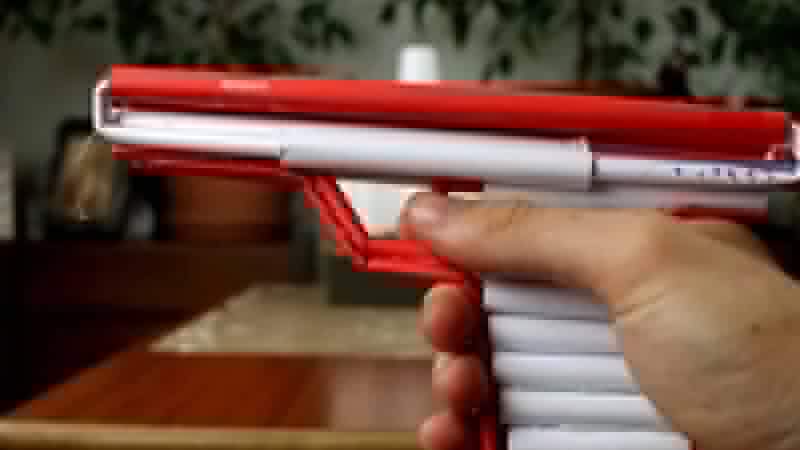 اصنع بنفسك: مسدس ورق للأطفال