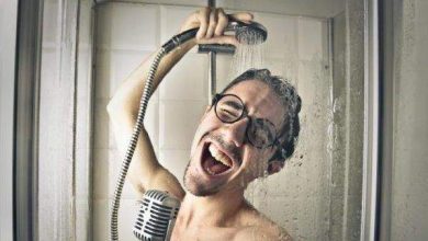 5 فوائد رئيسية وراء الاستحمام ليلا