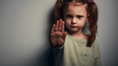 كيف نعلم أطفالنا حماية أنفسهم من التحرش؟