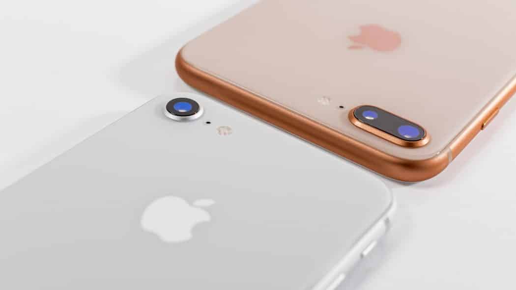 لماذا يعد شراء iPhone 8 Plus بدلا من iPhone X قرارا أفضل؟