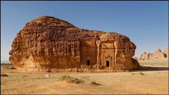 مدائن صالح.. الموقع الأثري الأشهر والأكثر غموضا بالسعودية