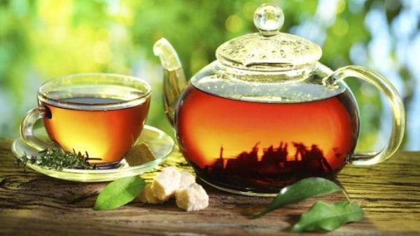 شرب الشاي بعد تناول الطعام.. خطر على صحتك!
