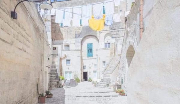 مدينة ماتيرا الإيطالية.. من وصمة عار إلى وجهة سياحية فاخرة
