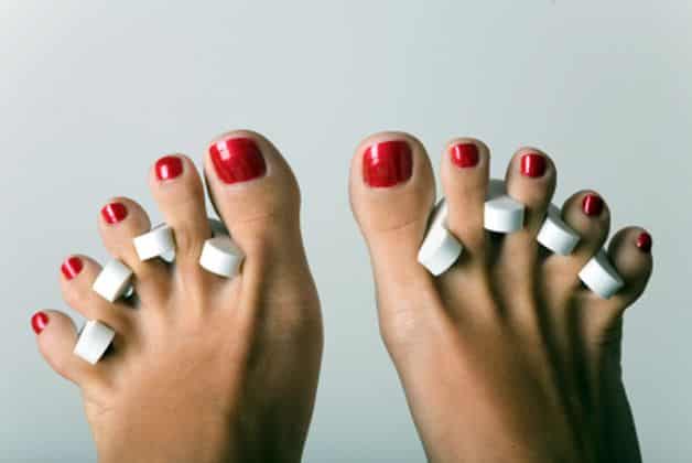 فواصل أصابع القدم.. هل سمعت عن فوائدها؟