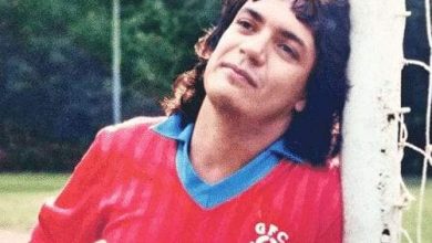 كارلوس كايزر.. اللاعب المخادع الذي لم يمارس كرة القدم يوما!