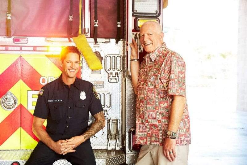 صدفة لا تصدق.. كيف قام طبيب وشاب بإنقاذ حياة بعضهما البعض على مدار 30 عام؟!