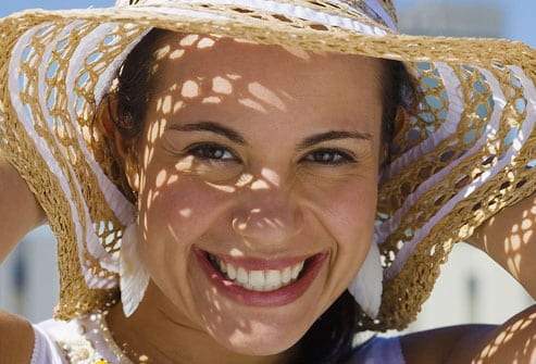 طرق طبيعية لتقليل آثار تجاعيد الوجه