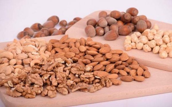 6 أطعمة تفسد عند وضعها في الثلاجة