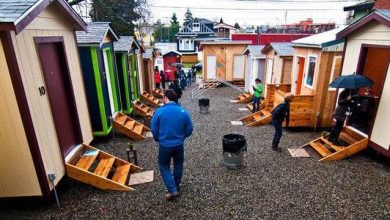 منطقة فقراء سياتل.. عندما يمتلك المشردين منازل آمنة