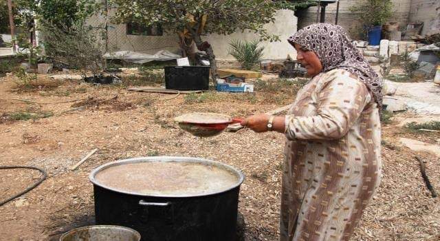 الدبس الفلسطيني.. عظمة التراث وجودة المذاق