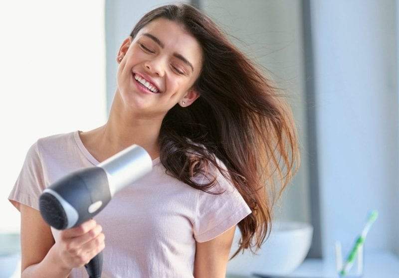 10 نصائح تساعد على العناية بالشعر