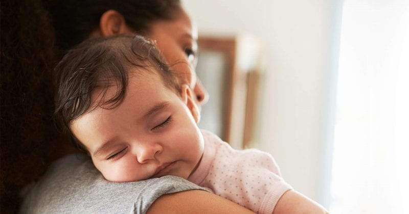 تنفس الطفل الرضيع.. معدلات طبيعية وأخرى تستدعي الانتباه
