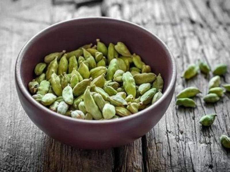 علاج حساسية الجلد.. وأبرز فوائد الهيل