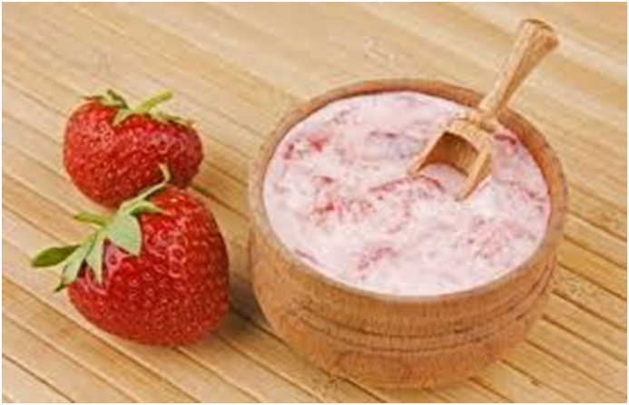 ماسكات الفراولة.. وفوائد مذهلة للبشرة