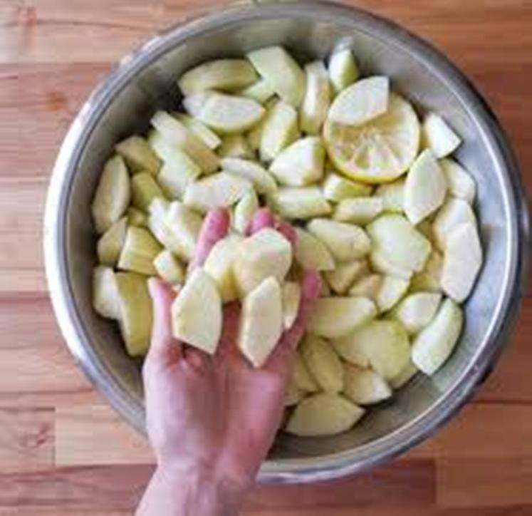 طريقة عمل فطيرة التفاح 