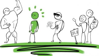 مقارنة النفس بالآخرين.. لماذا تضر بنا وكيف نواجهها؟