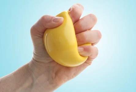 أفضل تمارين اليد والأصابع بعد إجهاد يوم عمل