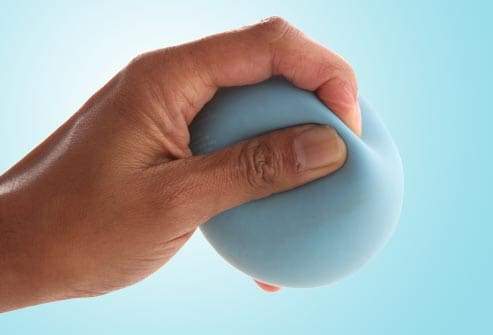 أفضل تمارين اليد والأصابع بعد إجهاد يوم عمل